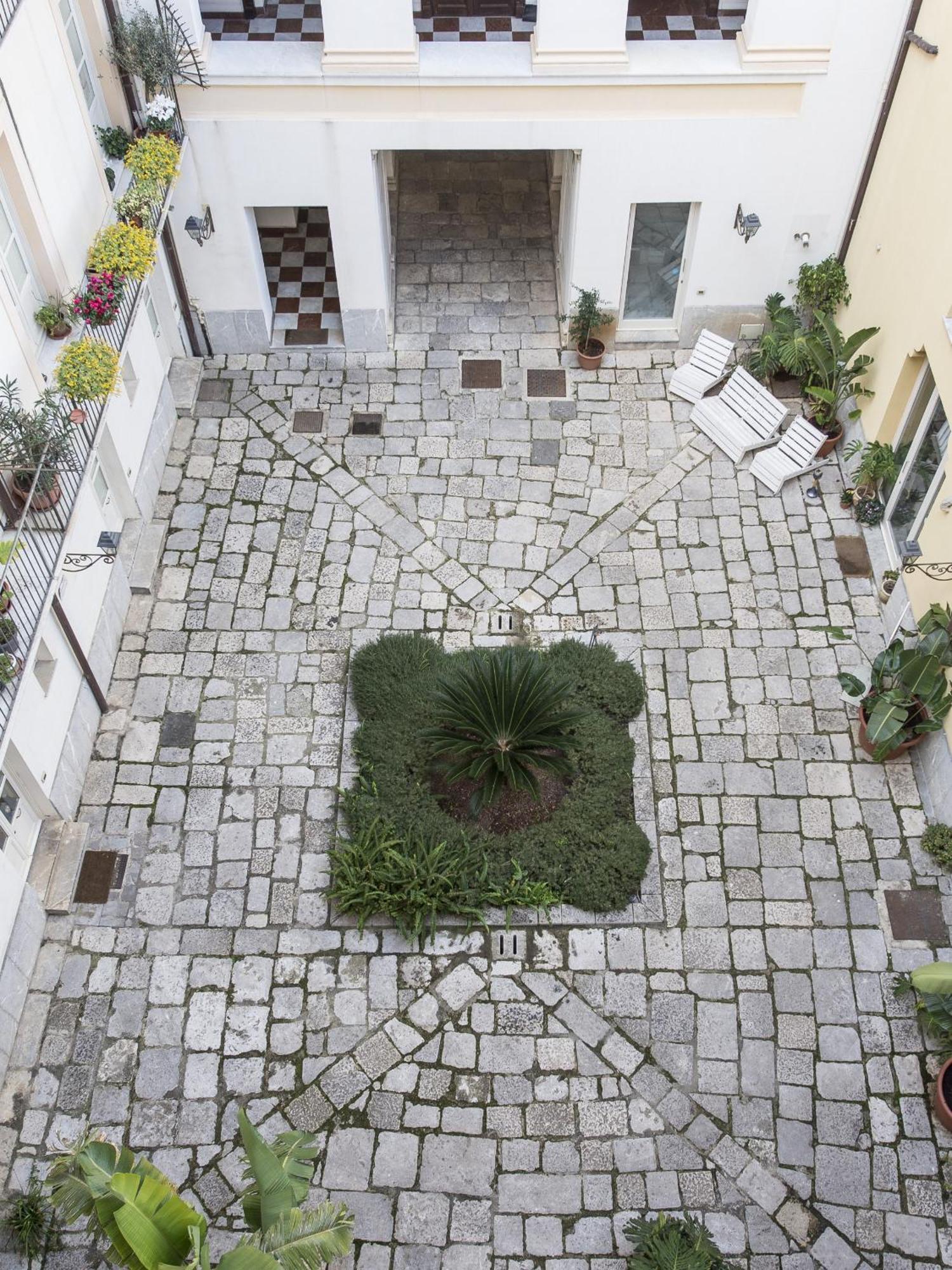 Palazzo Castrofilippo Apartment By Wonderful Italy Palerme Extérieur photo